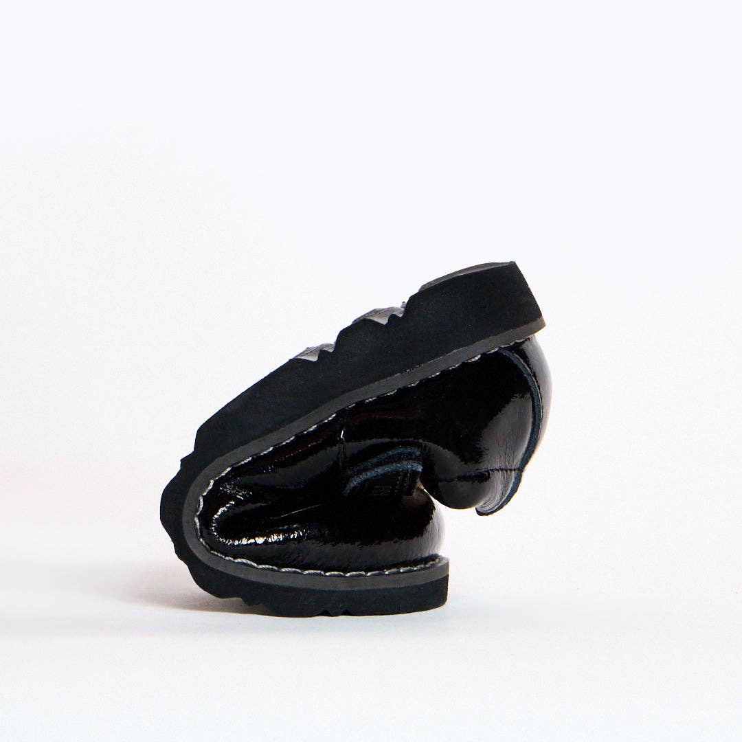 Aurora Black Patent Girls Kids Shoe