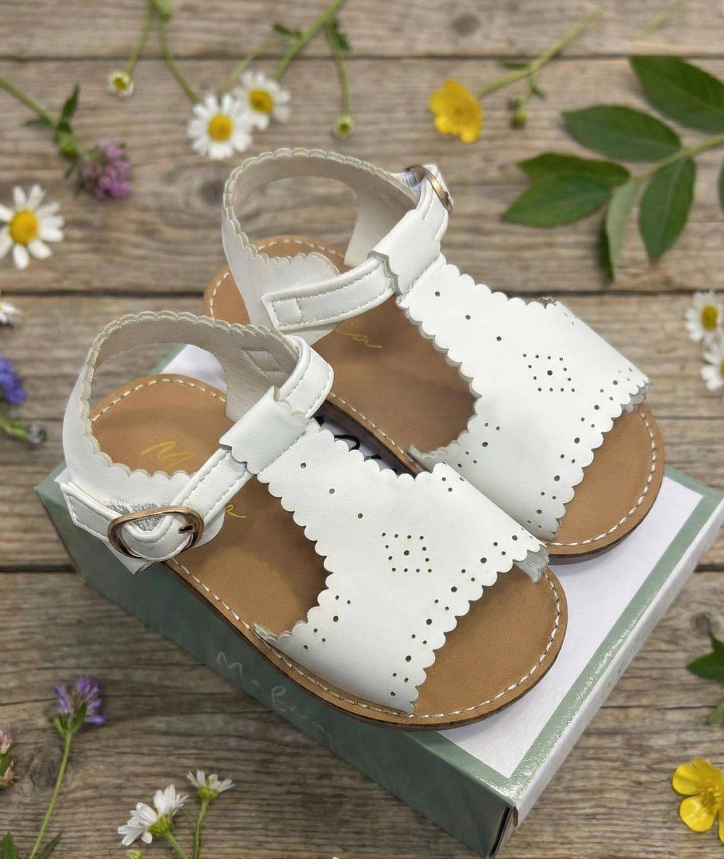 Isabella Girls Matt Sandals 20-25