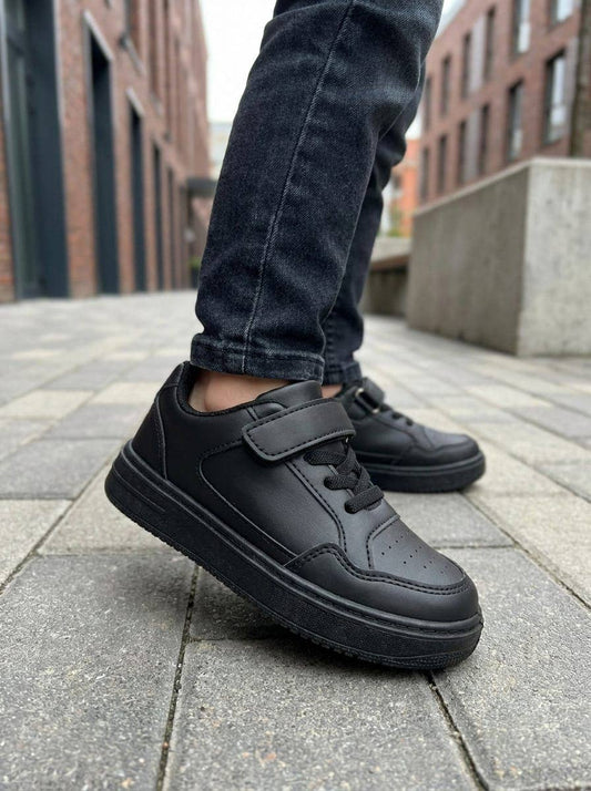 Black School Plain children's sneakers