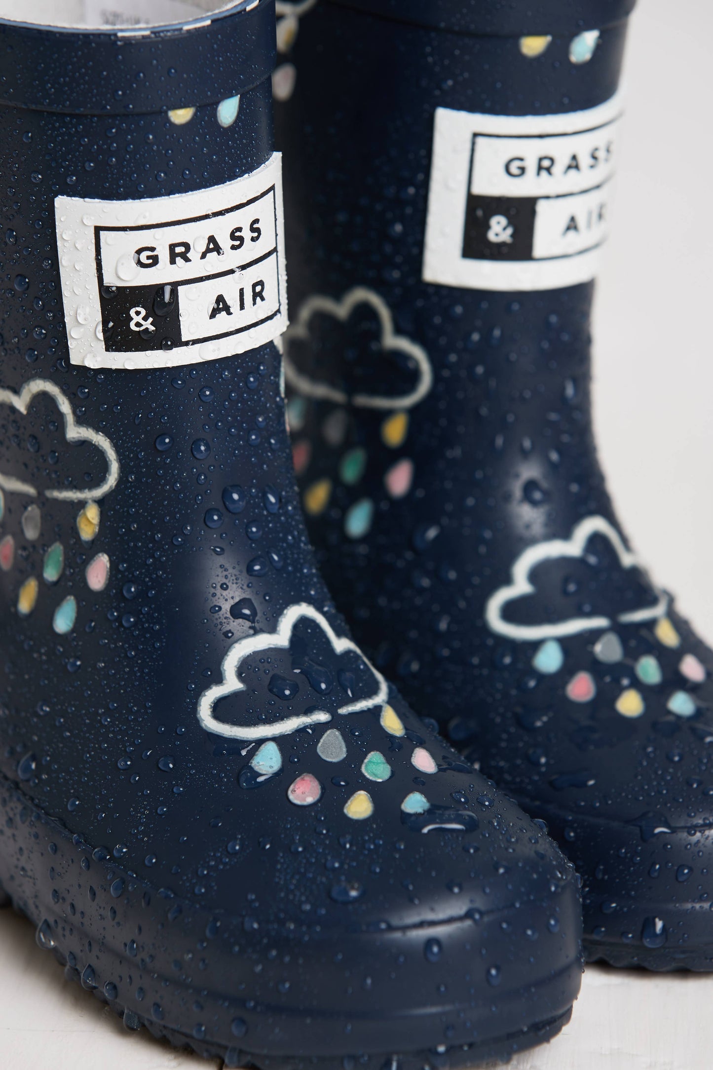 Grass & Air Kids Navy Colour-Revealing Wellies